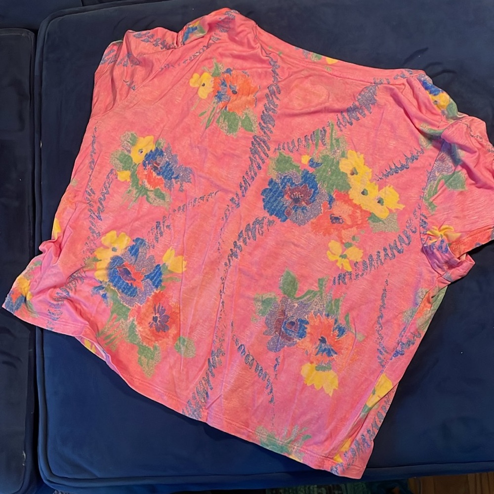 Adorable, feminine flirty loveshackfancy beachriot cropped top M ๐ - Picture 3 of 5